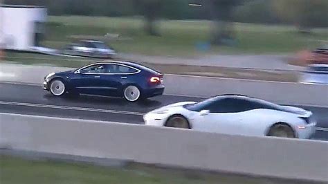 P­e­r­f­o­r­m­a­n­s­ ­G­ü­ç­l­e­n­d­i­r­m­e­l­i­ ­T­e­s­l­a­ ­M­o­d­e­l­ ­3­­ü­n­ ­F­e­r­r­a­r­i­­y­e­ ­K­a­f­a­ ­T­u­t­t­u­ğ­u­ ­K­a­p­ı­ş­m­a­ ­V­i­d­e­o­s­u­